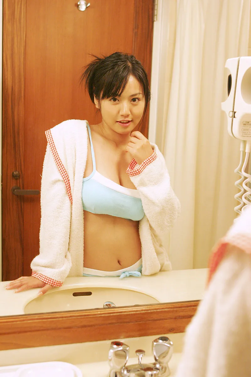 [Mặt trước] Album ảnh "Đi tìm tôi" của Sayaka Isoyama - 23